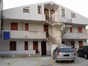 Acqualadroni Affitti Hotel Sparta