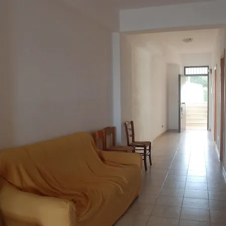Acqualadroni Affitti Hotel Sparta