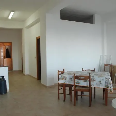 Hotel Acqualadroni Affitti Sparta